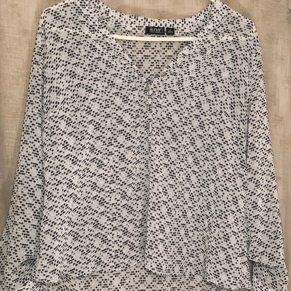 Women’s blouse